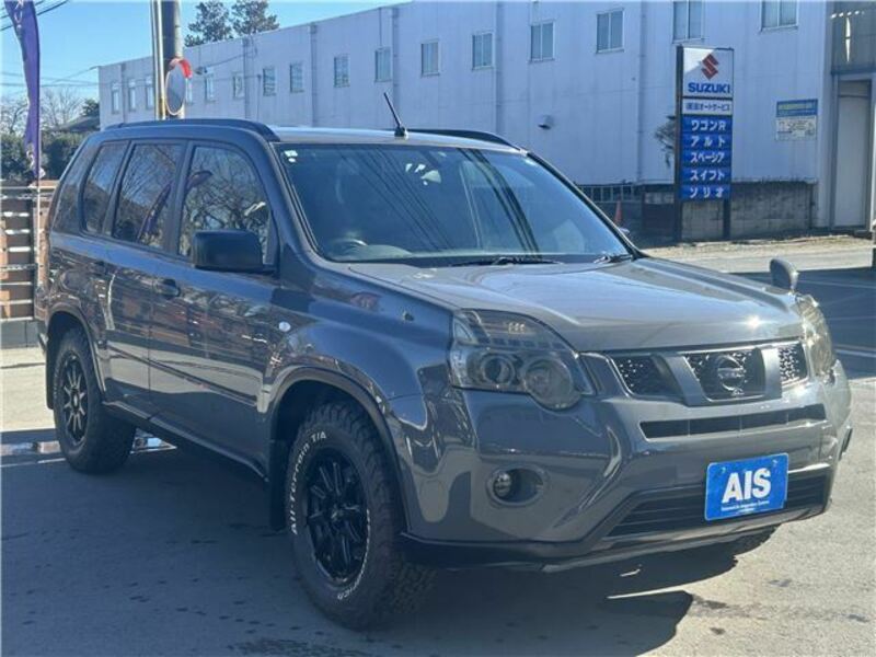 X-TRAIL