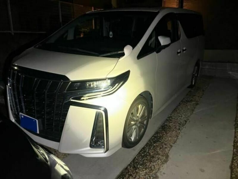 TOYOTA ALPHARD