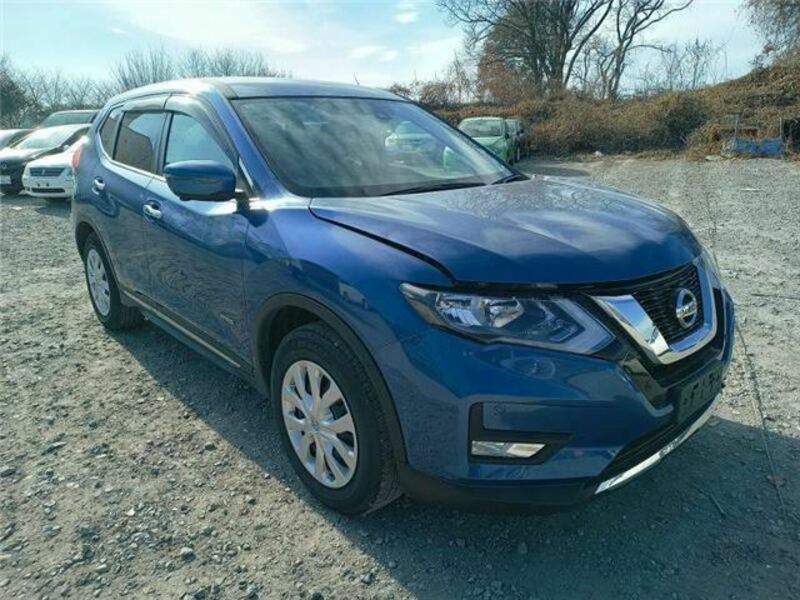 X-TRAIL