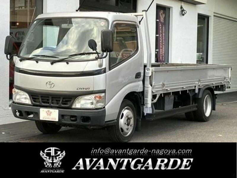 TOYOTA DYNA