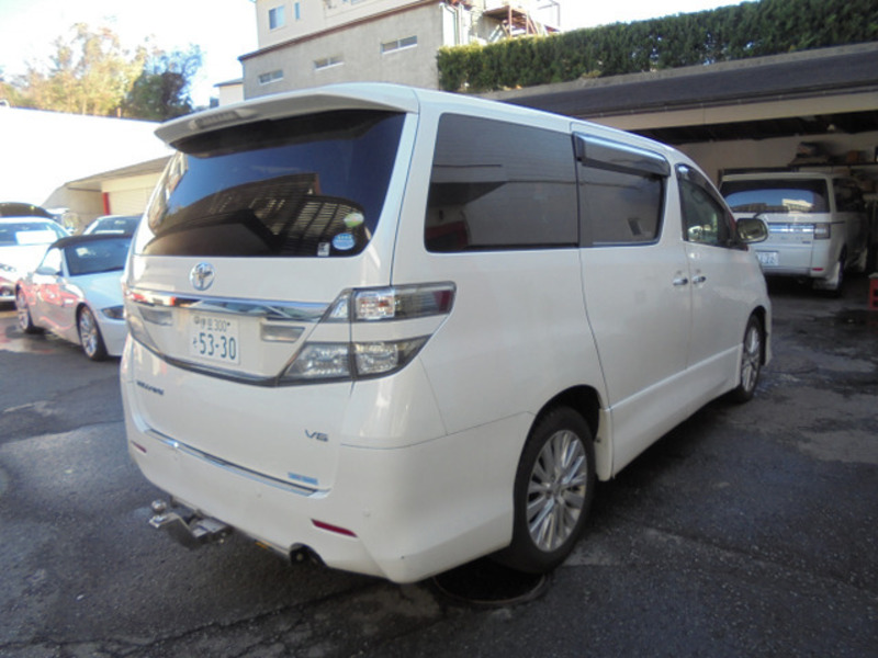 VELLFIRE