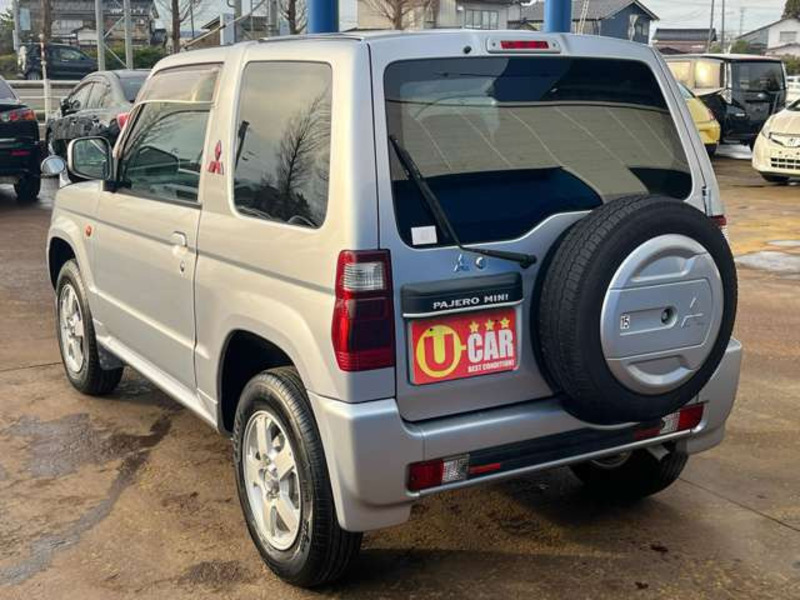 PAJERO MINI