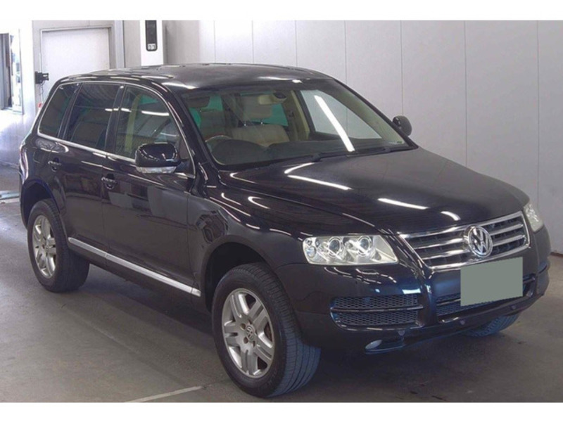 VOLKSWAGEN TOUAREG