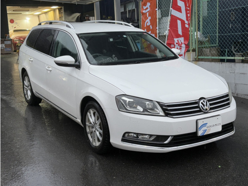 VOLKSWAGEN PASSAT VARIANT