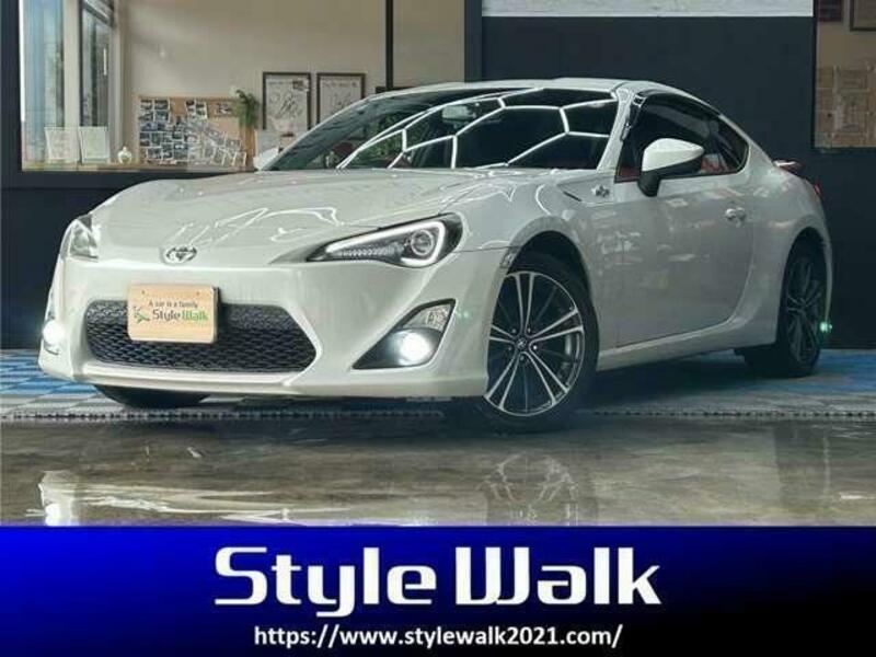 TOYOTA 86