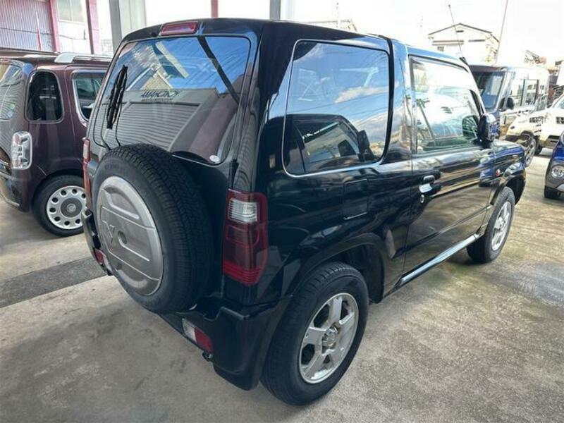 PAJERO MINI