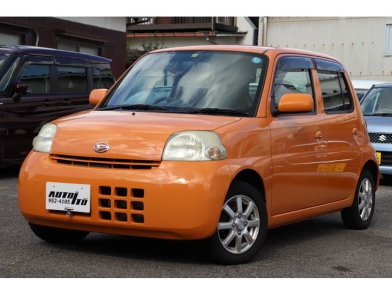 DAIHATSU ESSE