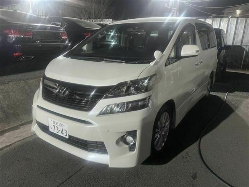 TOYOTA VELLFIRE