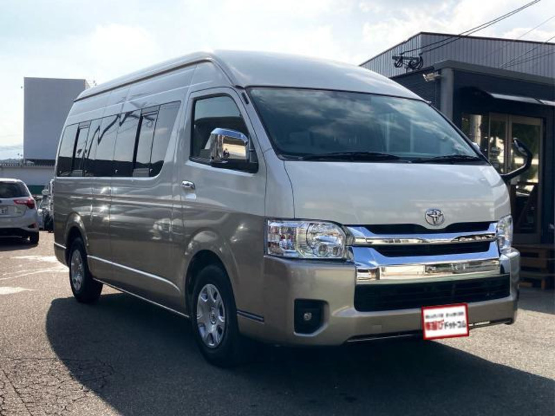 HIACE