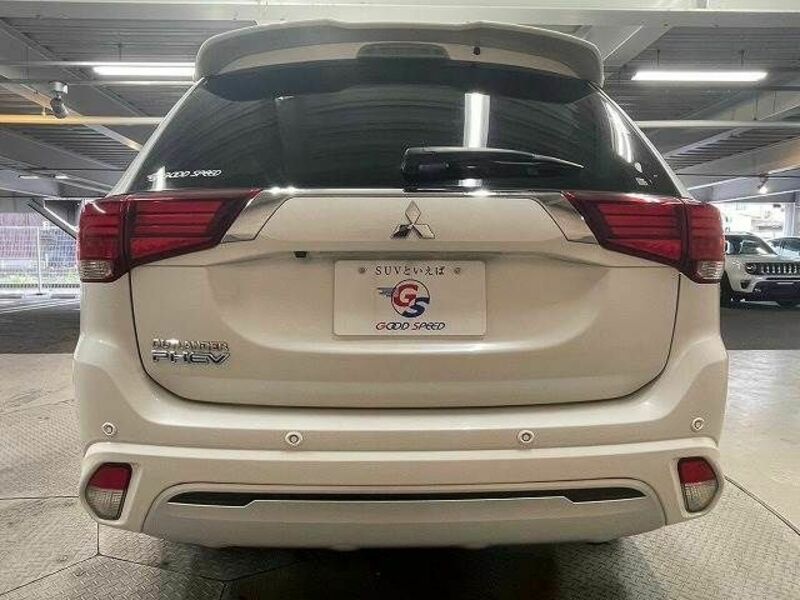 OUTLANDER PHEV