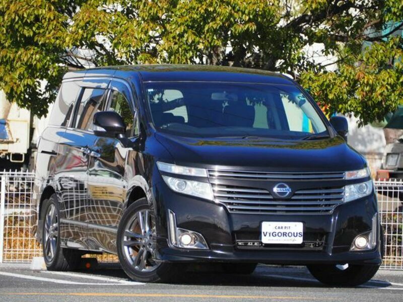 NISSAN ELGRAND