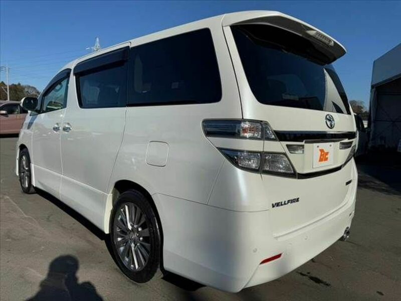 VELLFIRE