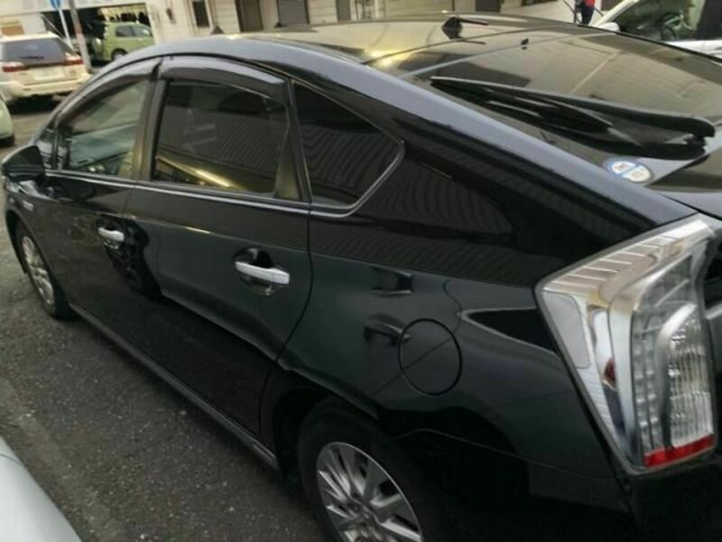 PRIUS PHV