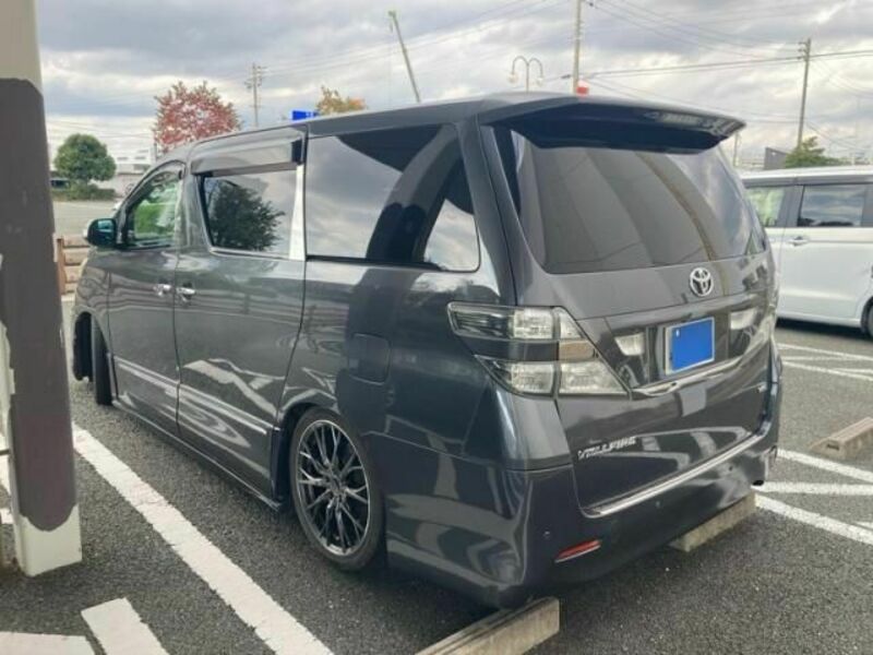 VELLFIRE