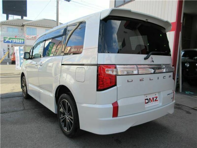 DELICA D5