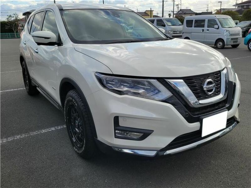 NISSAN X-TRAIL