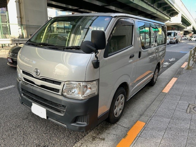 HIACE VAN