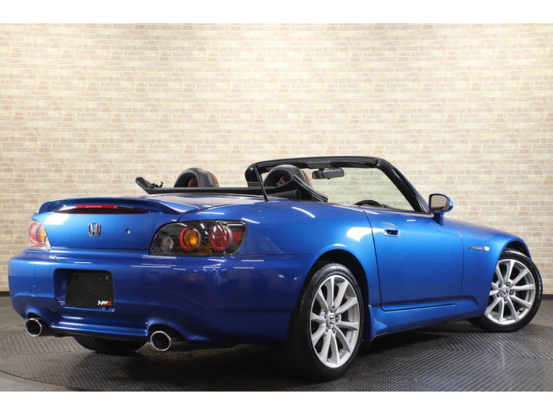 S2000