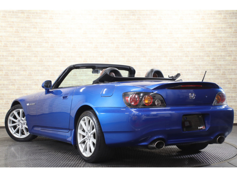 S2000