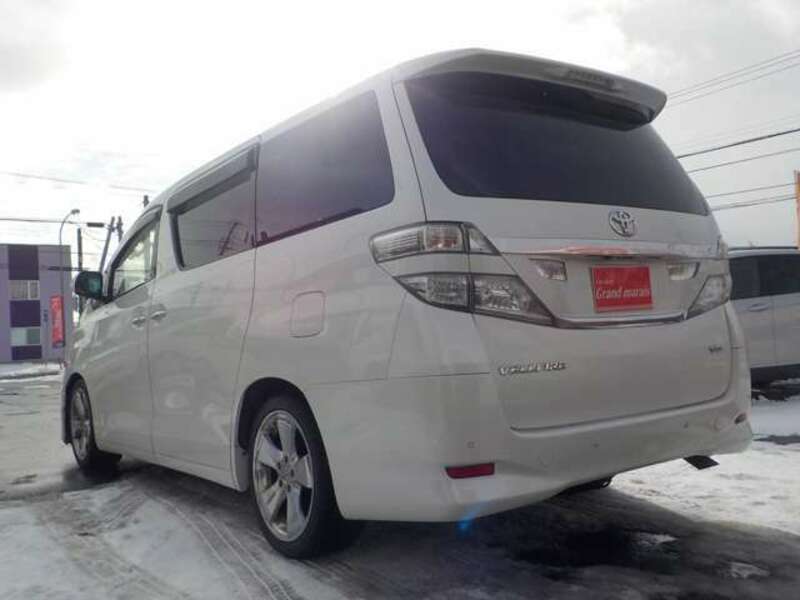 VELLFIRE