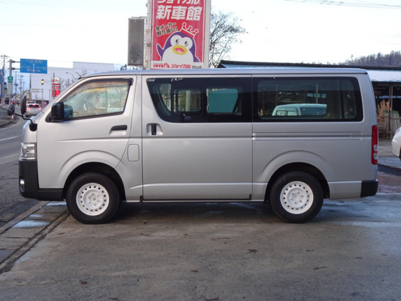 HIACE VAN