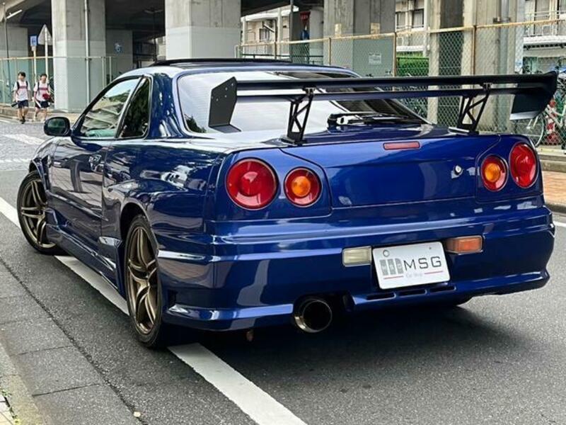 SKYLINE