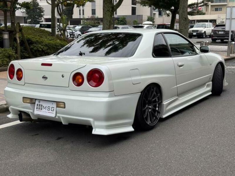 SKYLINE