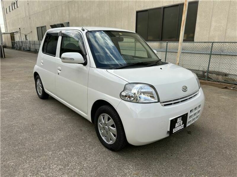 DAIHATSU ESSE