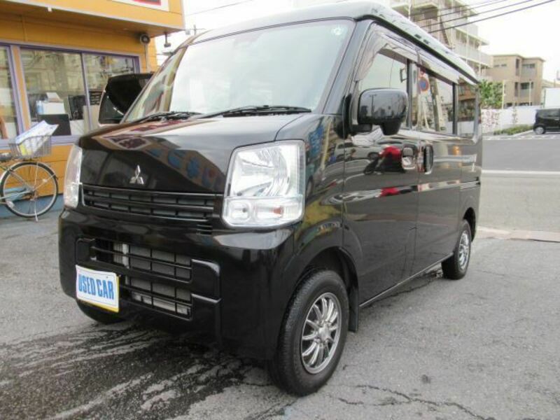 MITSUBISHI MINICAB VAN