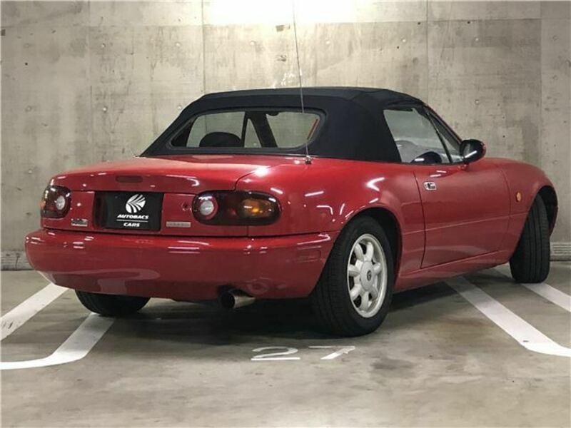 EUNOS ROADSTER