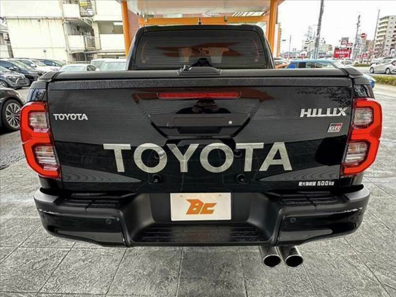 HILUX