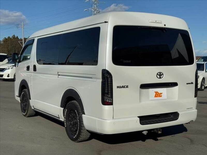 HIACE VAN