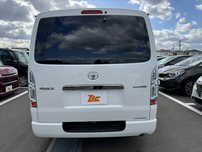 HIACE VAN