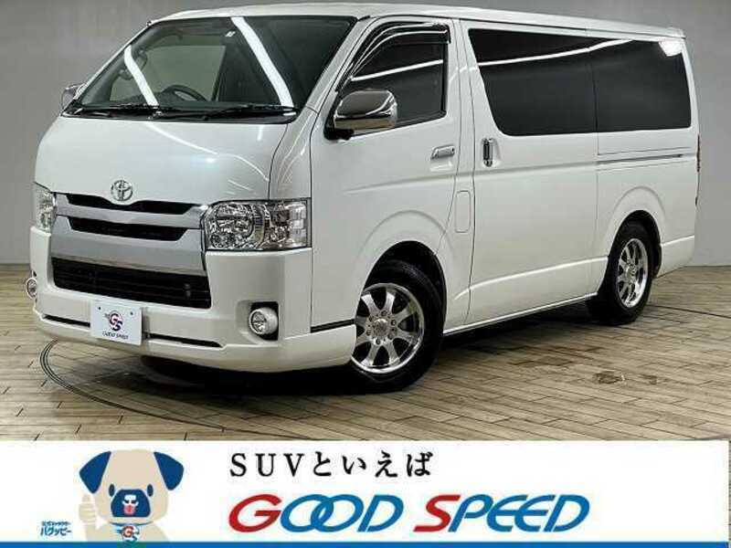 TOYOTA HIACE VAN