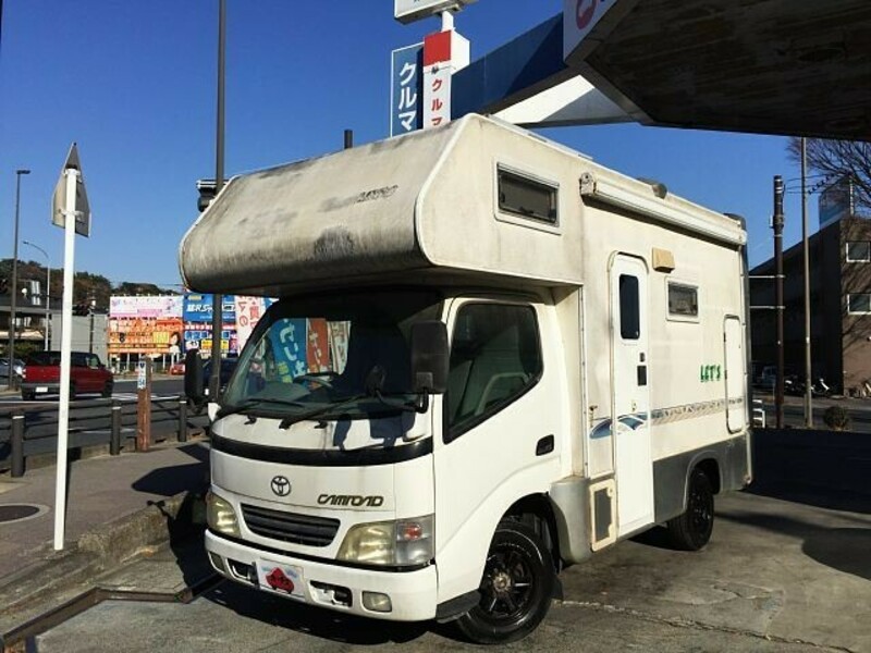 TOYOTA DYNA