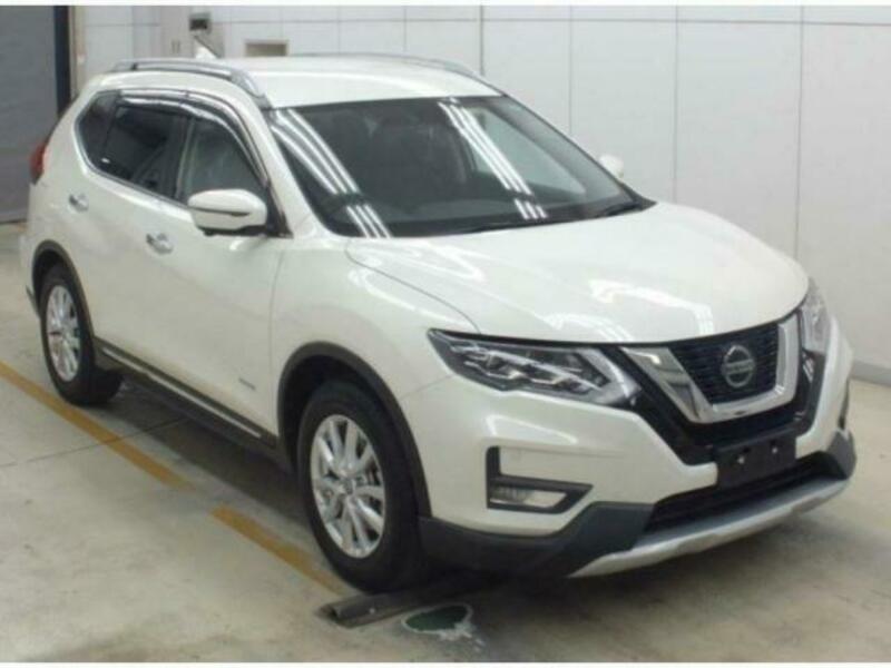 X-TRAIL