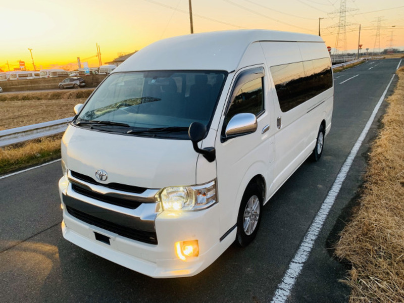 HIACE