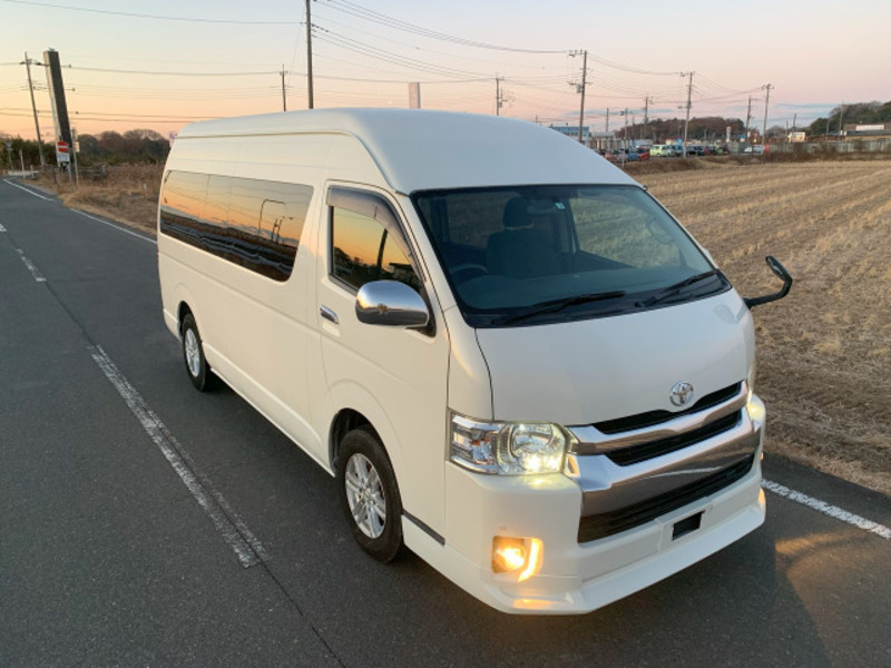 HIACE