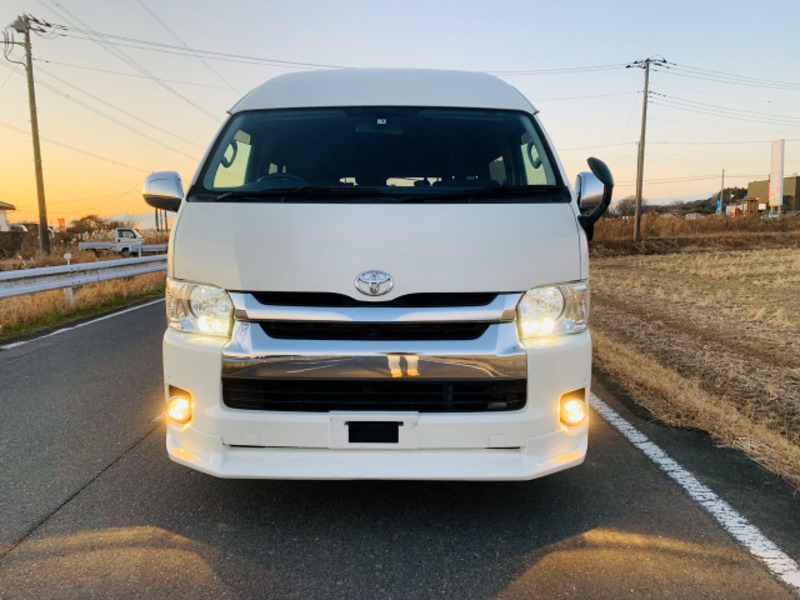 HIACE