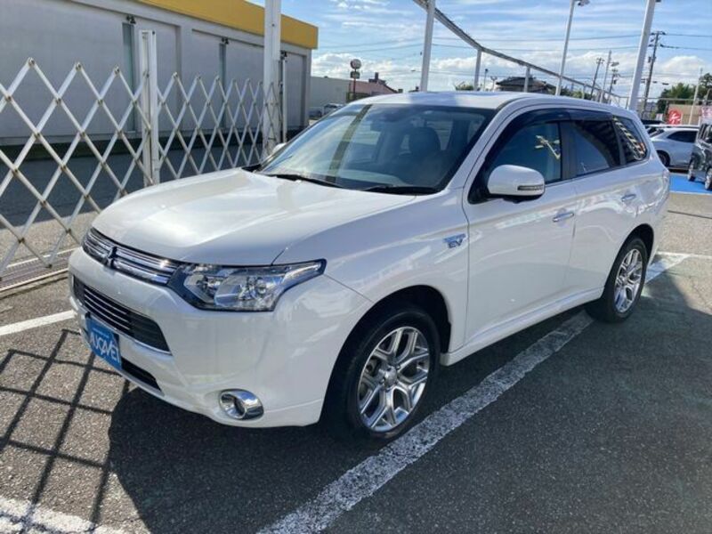 MITSUBISHI OUTLANDER PHEV