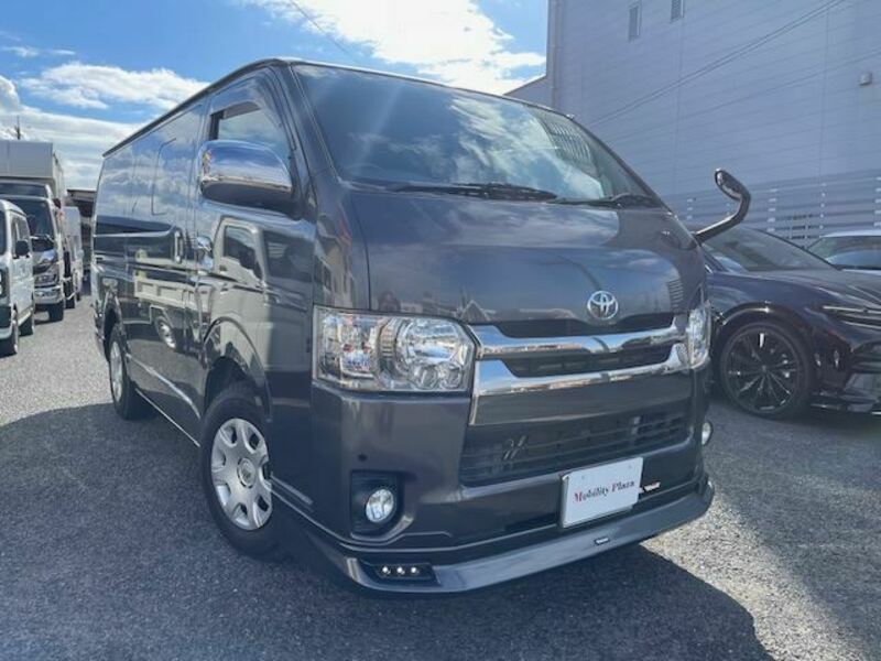 HIACE VAN