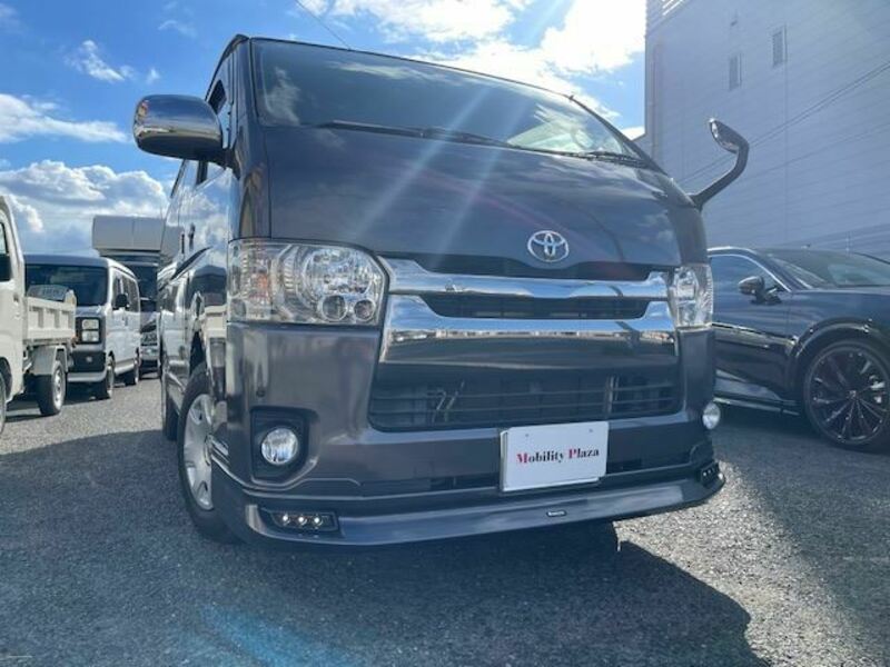 HIACE VAN