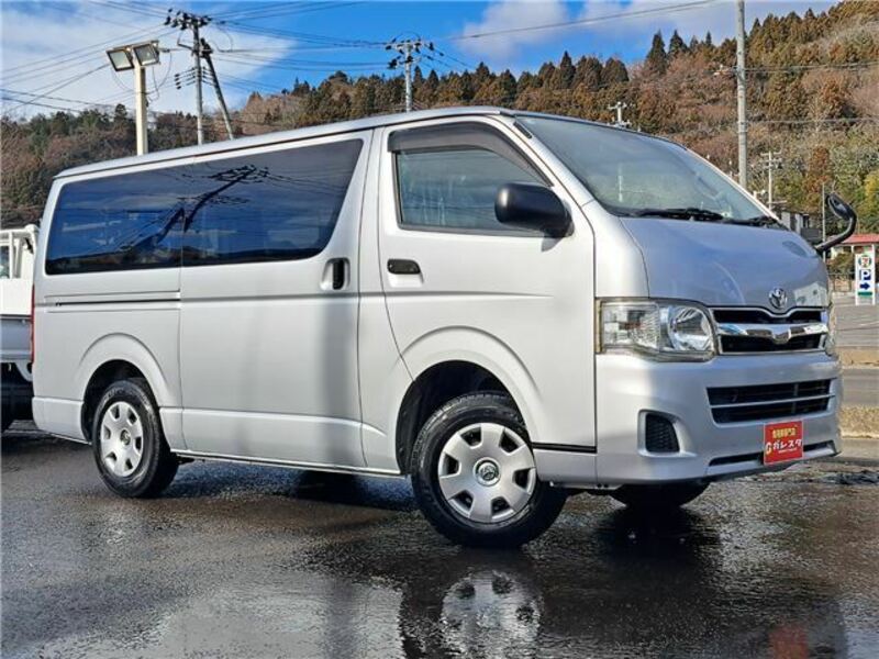 HIACE VAN