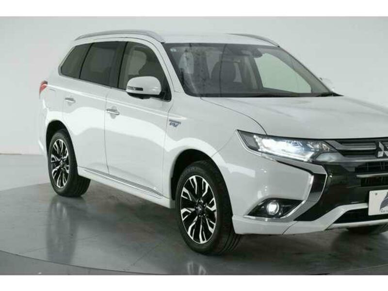 OUTLANDER PHEV