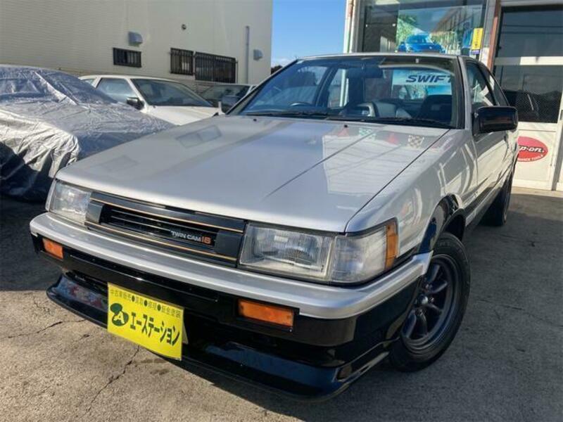 TOYOTA COROLLA LEVIN