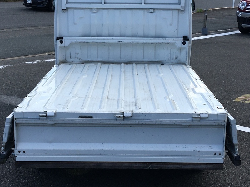 CARRY TRUCK