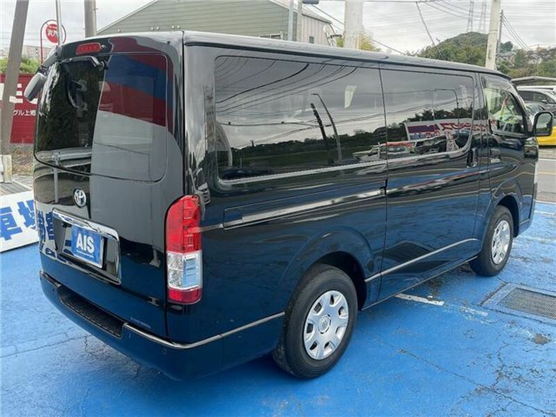 HIACE VAN