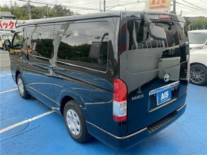 HIACE VAN