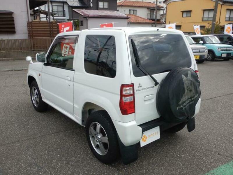 PAJERO MINI