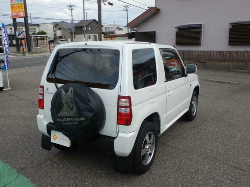 PAJERO MINI